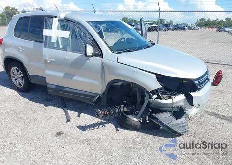 2012 Volkswagen Tiguan Le из США, поврежденный, VIN WVGAV7AX9CW590027